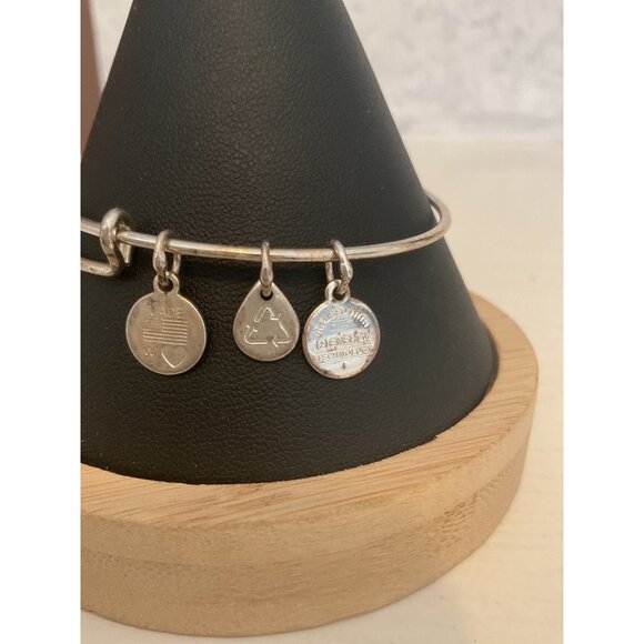 Alex And Ani Silver Tone Adjustable Bangle Bracelet With Green Crystal Charm - Picture 3 of 5